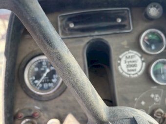 Massey Ferguson 2705 Tractor