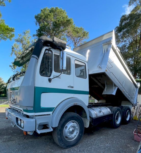 1984 Mercedes-Benz 2232 Tipper With Pig Trailer