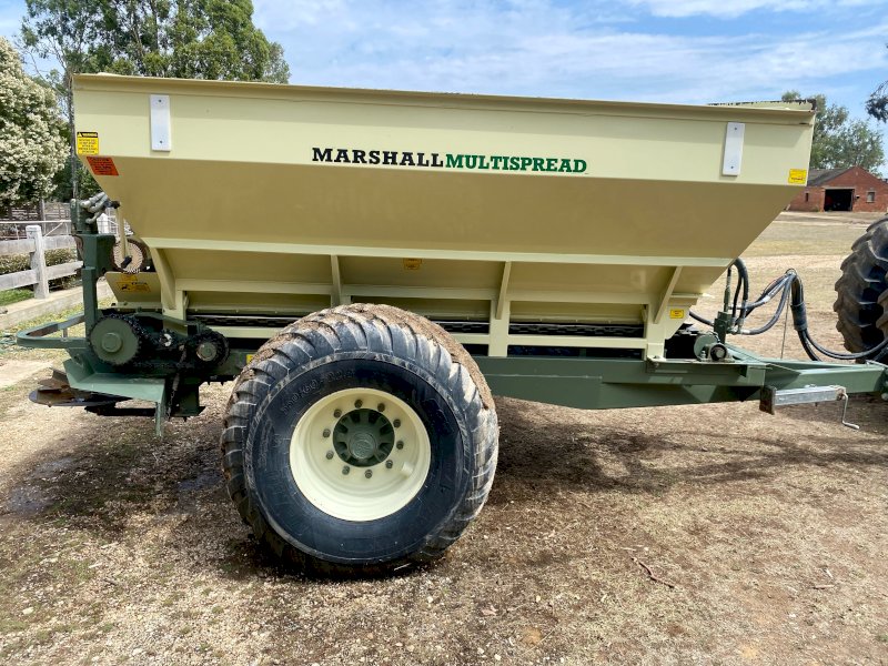 2014 Marshall 860 TL Spreader