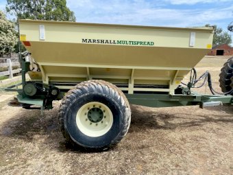 2014 Marshall 860 TL Spreader