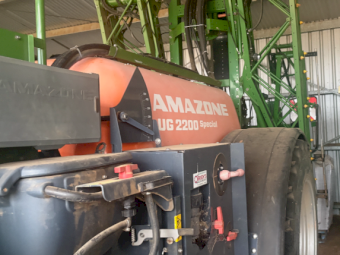 2022 Amazone UG 2200 Boom Spray