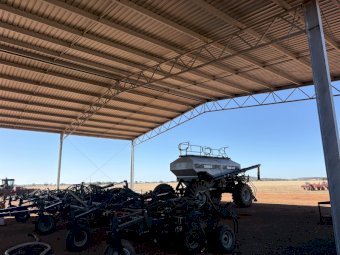 Flexi Coil 5850 Air Cart ST820 Bar