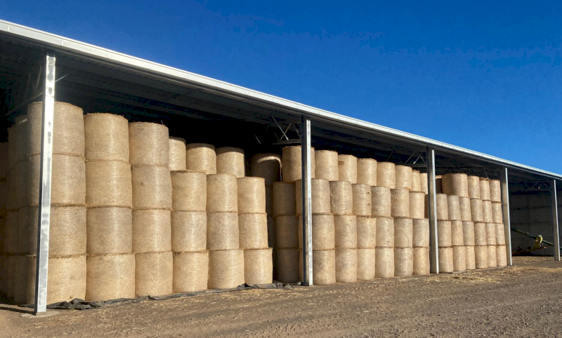400 x Oaten Hay 4x4 Rolls