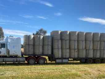 400 x Oaten Hay 4x4 Rolls