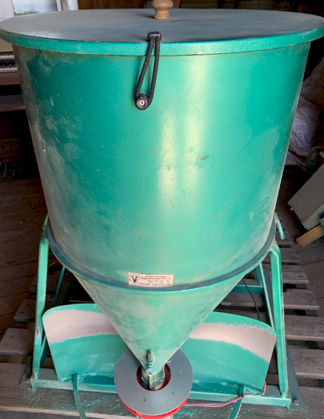 Vermeeren  Bait - Fert Spreader