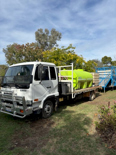 2006 Nissan UD MK240 Truck With Mobile Sheep Dipping Unit