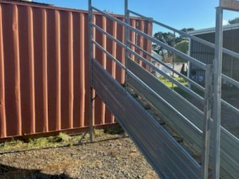 Metalcorp 3 Metre Cattle Loading Ramp