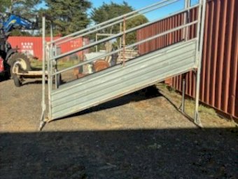 Metalcorp 3 Metre Cattle Loading Ramp
