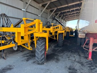 Multi Farming Systems Multiplanter Seeder Bar