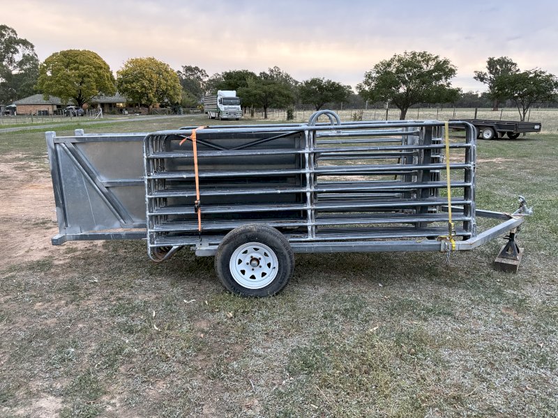 18 Panel Portable Sheep Yards