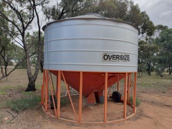 Sherwell Fertilizer Field Bin