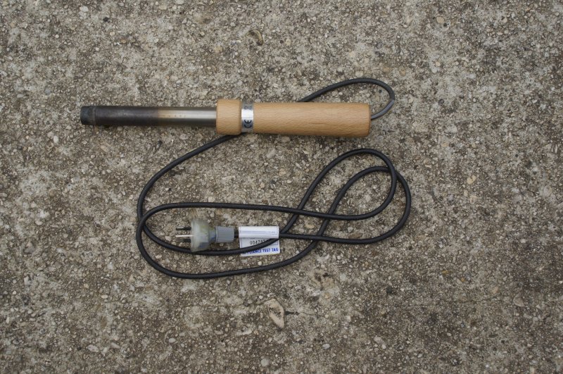 Electric Calf Debudder