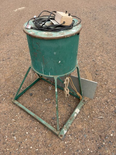 Vermeeren 75Kg Bait Spreader