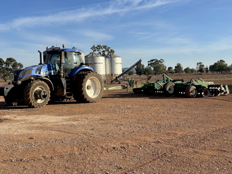 Speed Tilling / Fertiliser Sreading & Disc Seeder Contractor Available for Sowing.