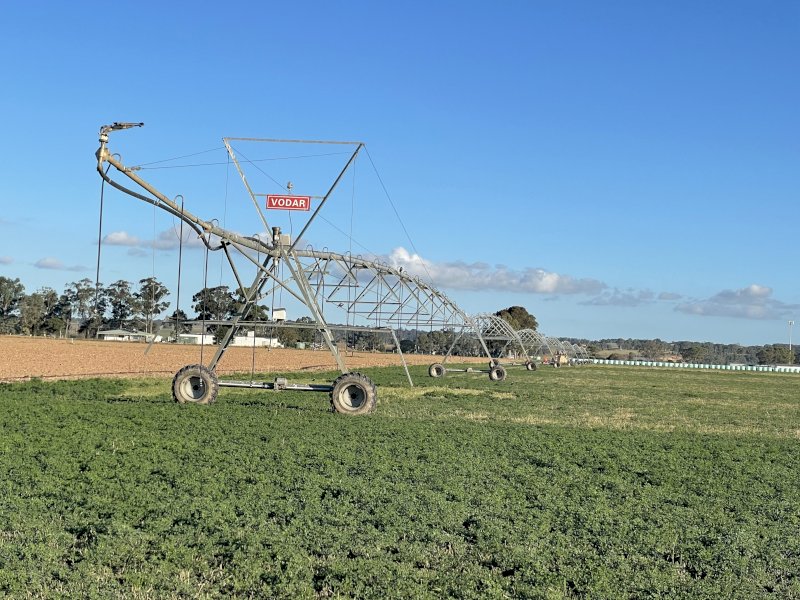Vodar Lateral Move Irrigator