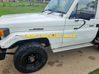 WANTED Toyota Landcruiser 75 Parts