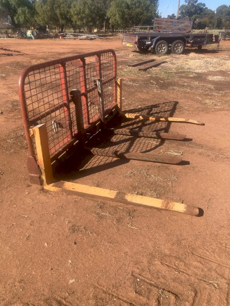Twin Bin Forks