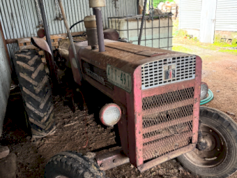 1965 International 414 Tractor