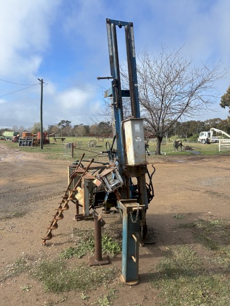 Lyco Power Drive  Post driver