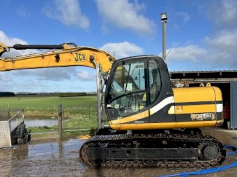 JCB JS130 Excavator