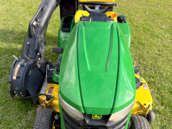 2017 John Deere X350 Ride-on Lawn Mower
