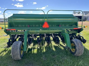 2016 John Deere 1590 15ft Box Drill