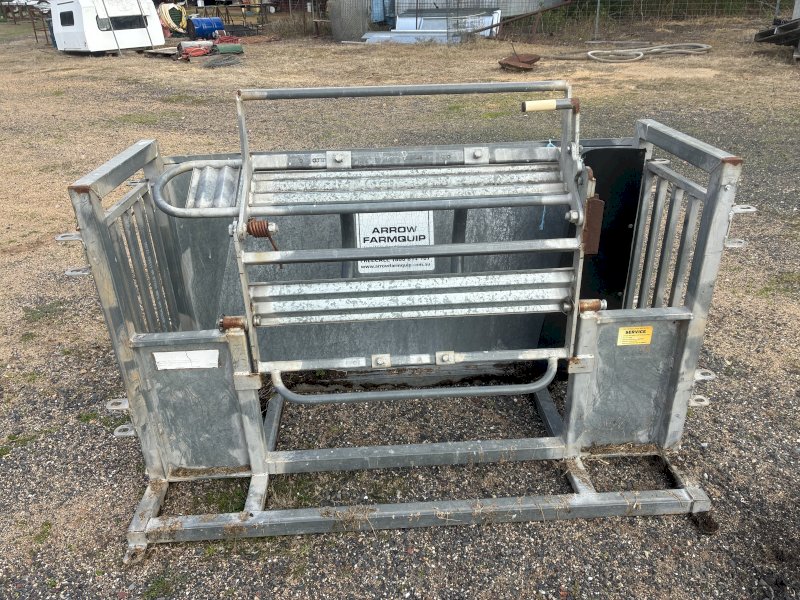 Arrowquip Rollover Sheep Handler