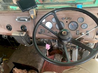 1976 International Acco 3070A Tipper Truck