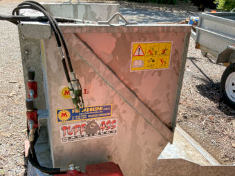 Self Loading Merlini Spreader