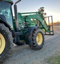 2004 John Deere 7920 Tractor With FEL