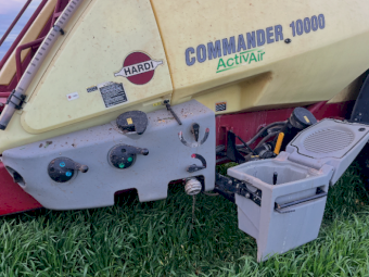 2022 Hardi Commander 10000 Boom Spray