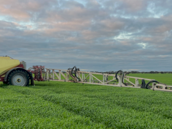 2022 Hardi Commander 10000 Boom Spray