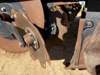 2013 Kuhn Gladiator 1200M Strip Tiller