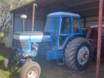 Ford 7810 Tractor
