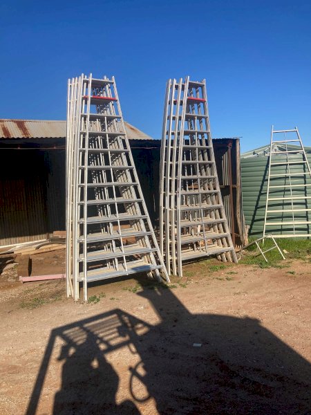 14 X Orchard Picking Ladders