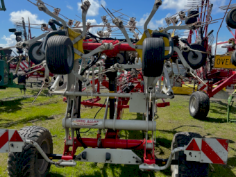2017 Pottinger HIT 12.14 Tedder Rake