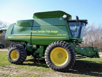 2012 John Deere 9770 Header with JD 635D Front on Trailer