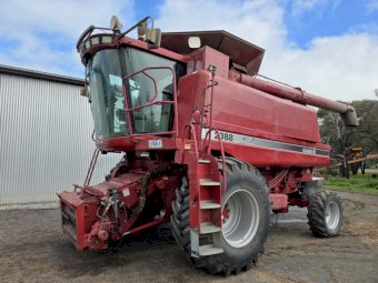2003 Case IH 2388 Exclusive w/ Case 30' 2020 Front on Leith Trailer