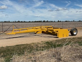 Aarons Ag Drag Bucket 4.3 m (16 ft)