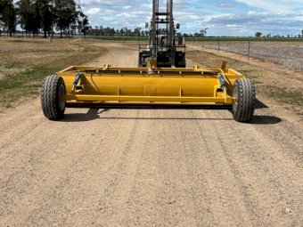 Aarons Ag Drag Bucket 4.3 m (16 ft)
