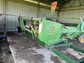 John Deere 914P Pick up Front