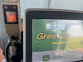 2006 John Deere 9520T Tractor