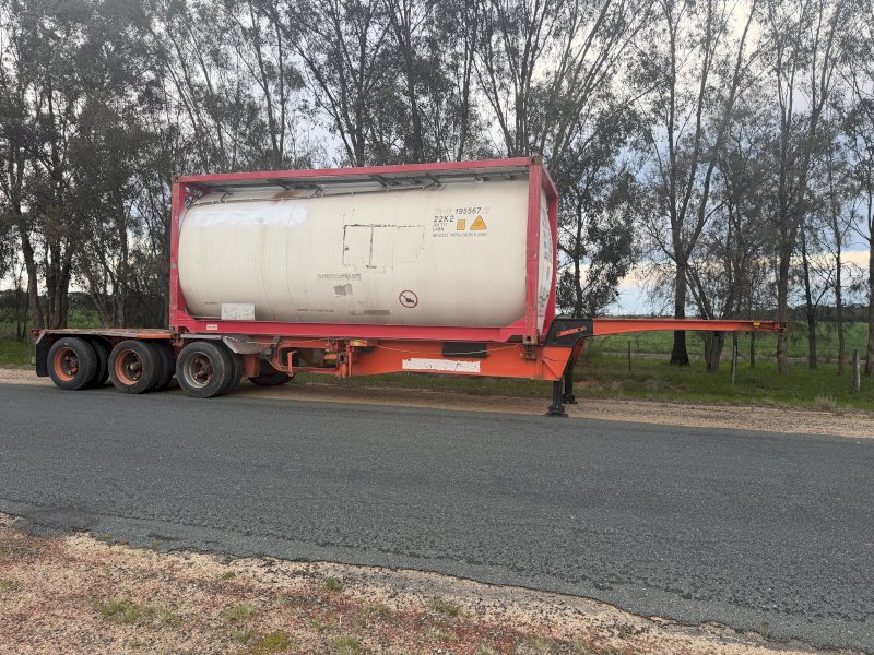 26,000 lt Stainless Steel Water Tank with Maxitrans Dropdeck Trailer