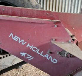 New Holland 471 Hay Elevator