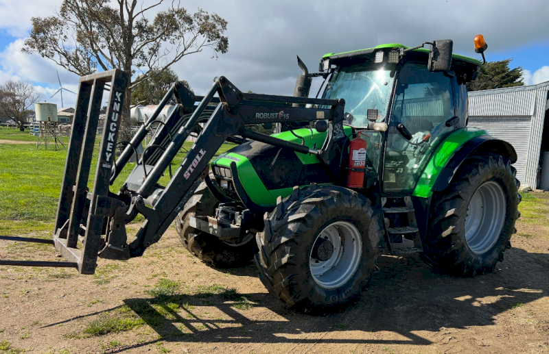2011 Deutz Fahr Agrotron K100 Tractor with Loader