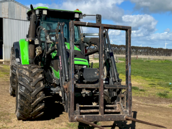 2011 Deutz Fahr Agrotron K100 Tractor with Loader