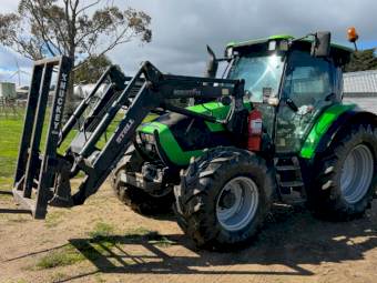 2011 Deutz Fahr Agrotron K100 Tractor with Loader