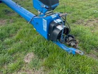 Brandt 1070 Swingaway Auger