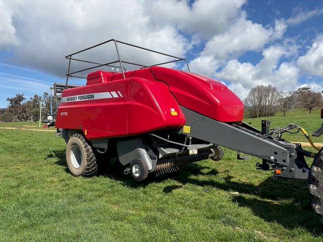 2009 Massey Ferguson 2170 Large Square Baler