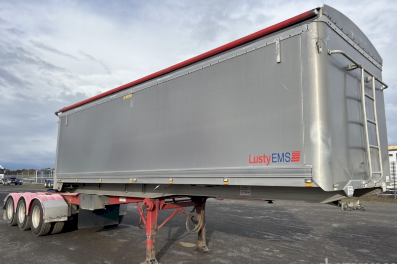 WANTED Sloanebulit  / Lusty EMS A Trailer